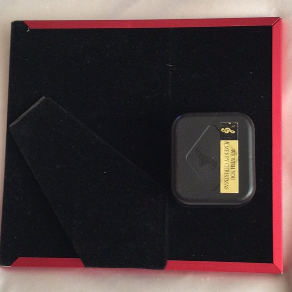 3/$10 | Christmas Musical Photo Frame - Picture 2 of 3